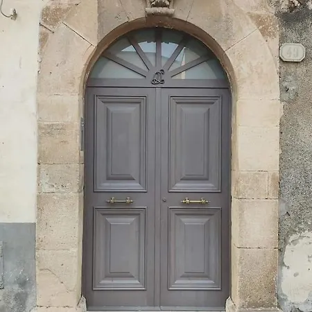 Casa Onorato Fratelli Liggieri Militello in Val di Catania