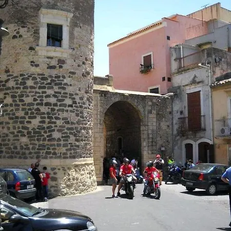 Casa Onorato Fratelli Liggieri 招待所 Militello in Val di Catania