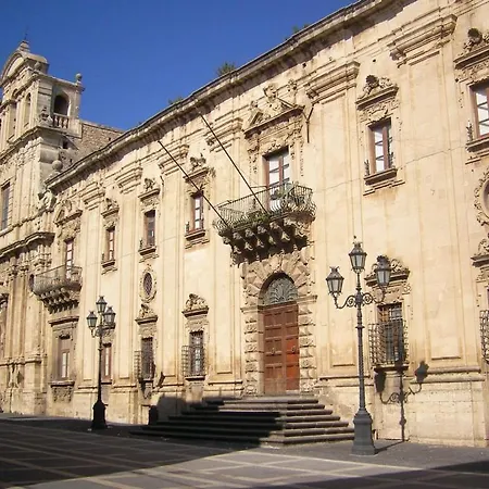 Casa Onorato Fratelli Liggieri Militello in Val di Catania